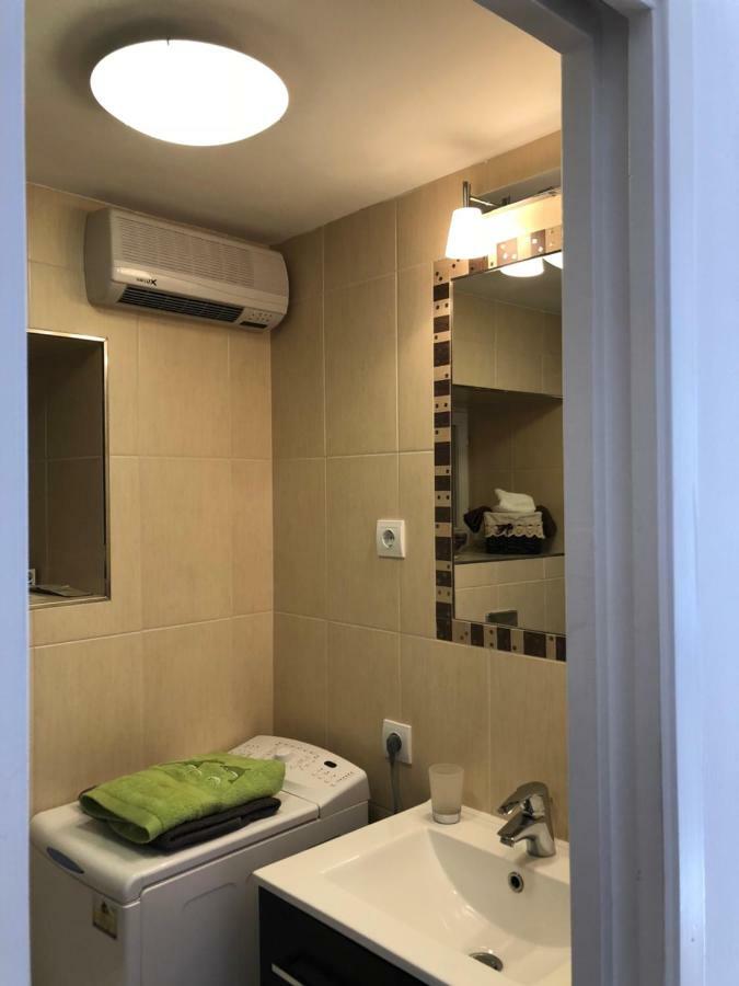 Elegant Leila Apartment *